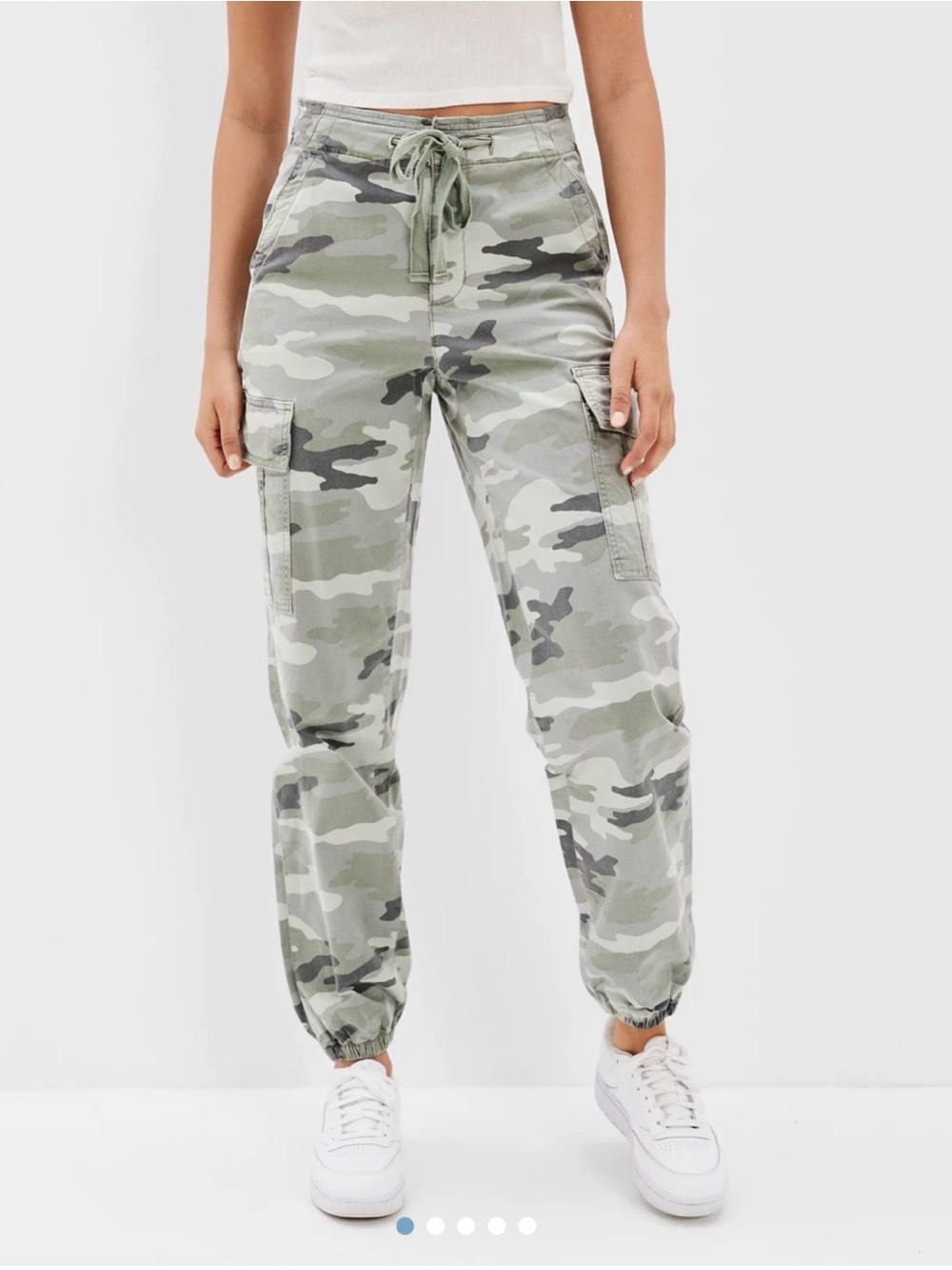 AMERICAN EAGLE CAMO BAGGY MOM CARGO JOGGERS